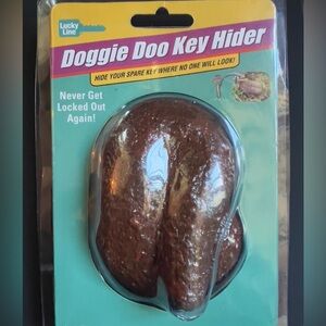 Doggie Doo Key Hider